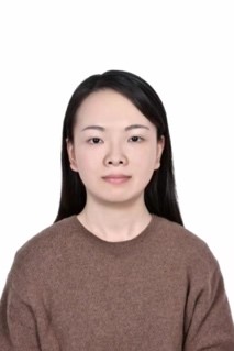 张玉琪.jpg 张玉琪.jpg